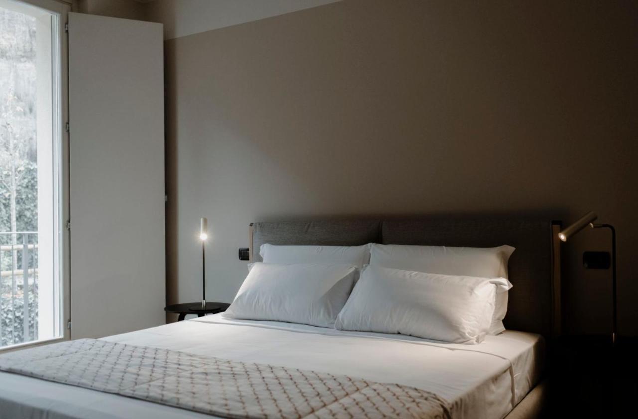 Parco Reala // Rural - Luxury - Rooms Corneliano d'Alba Eksteriør billede