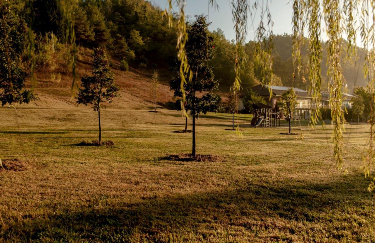 Parco Reala // Rural - Luxury - Rooms Corneliano d'Alba Eksteriør billede